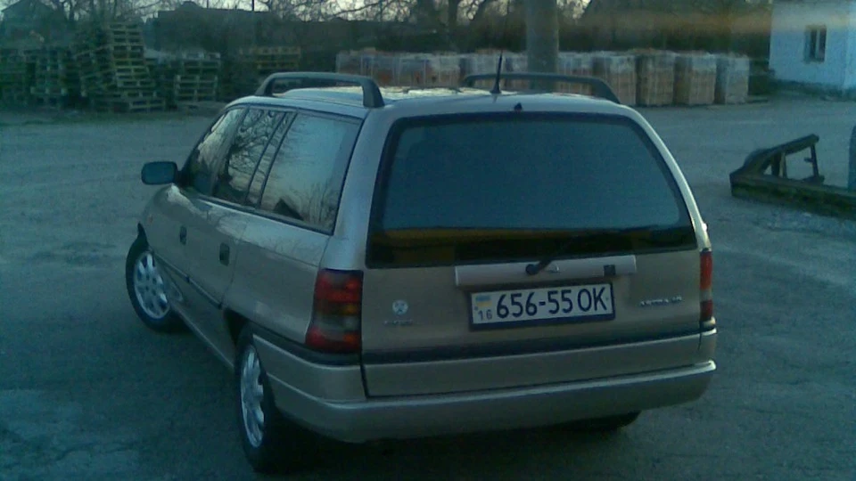 Opel Astra Чих-пих у сараї 4