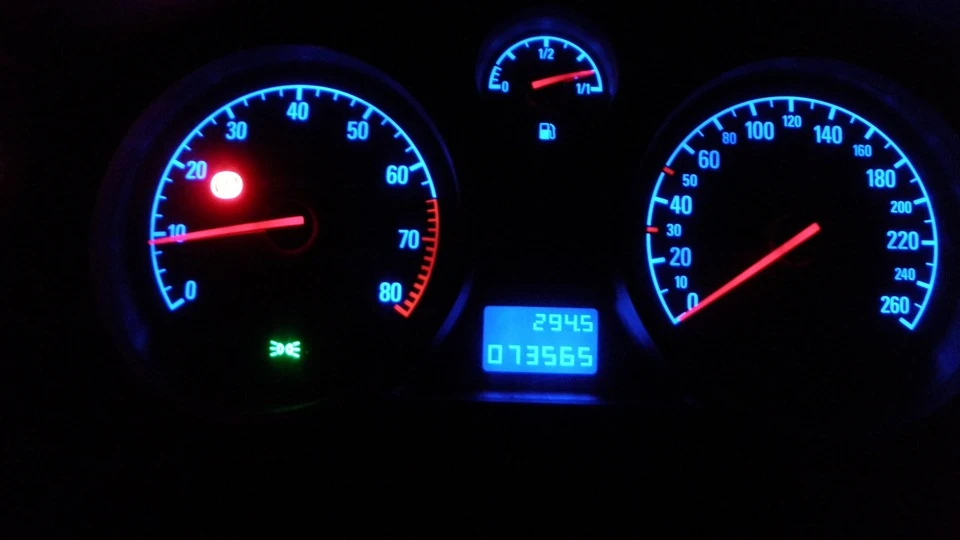 Opel Astra Чорна 3