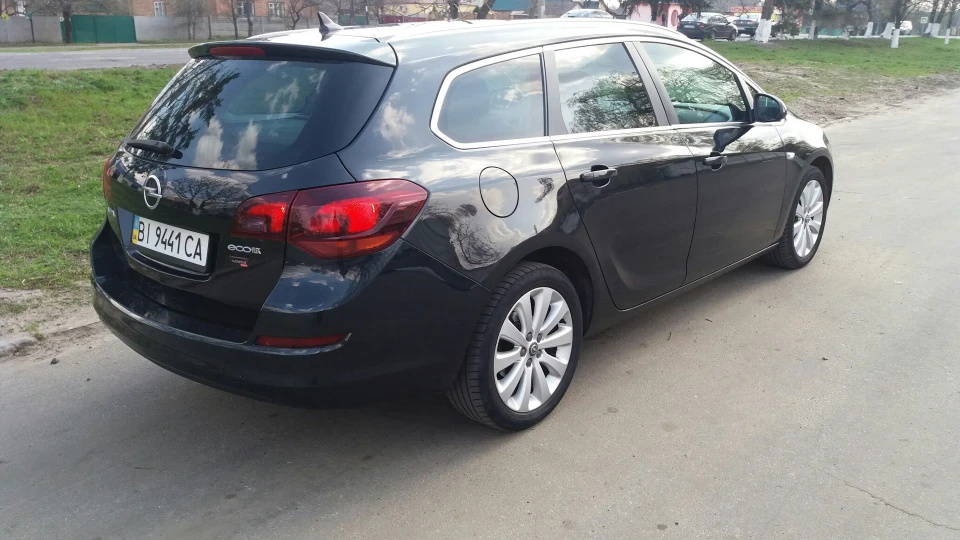 Opel Astra cosmo 3