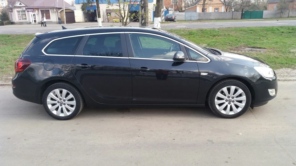 Opel Astra cosmo 4