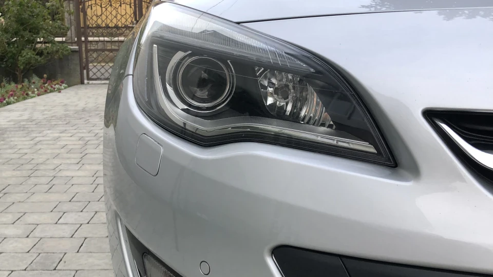 Opel Astra Cosmo