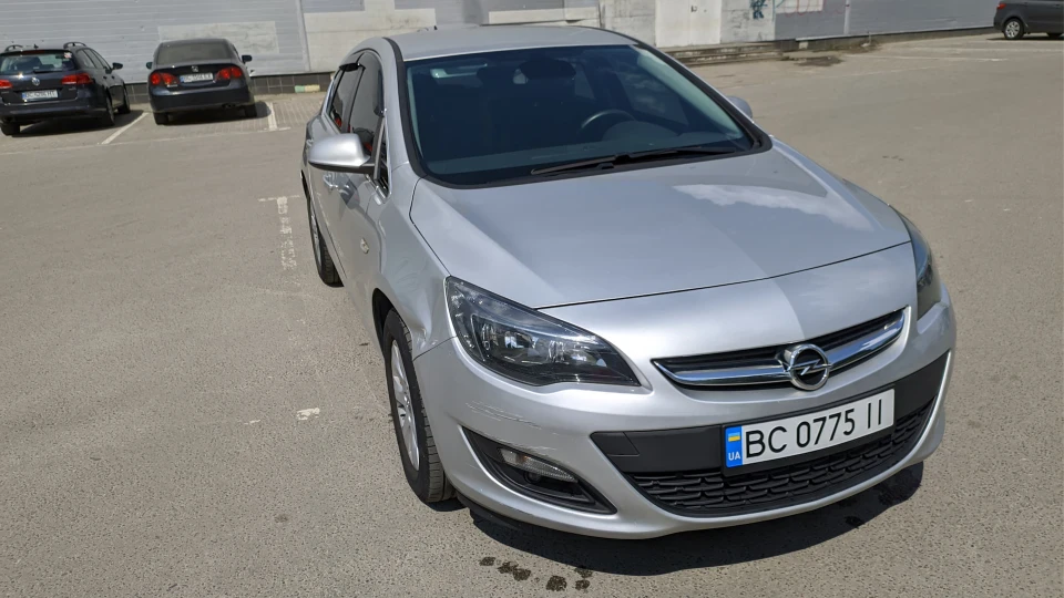 Opel Astra ecoFLEX 2014 4