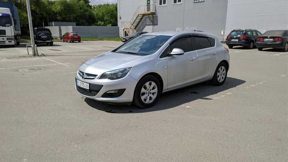 Opel Astra ecoFLEX 2014 5