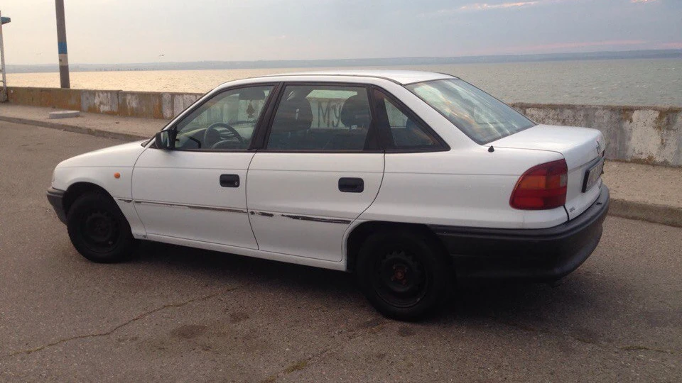 Opel Astra F (Аська) 3