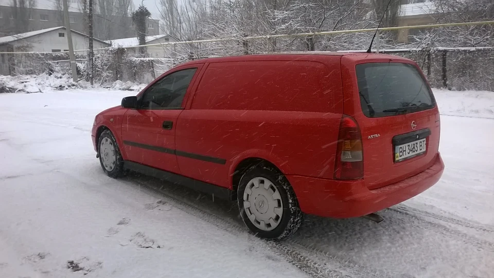 Opel Astra фургон f70 3