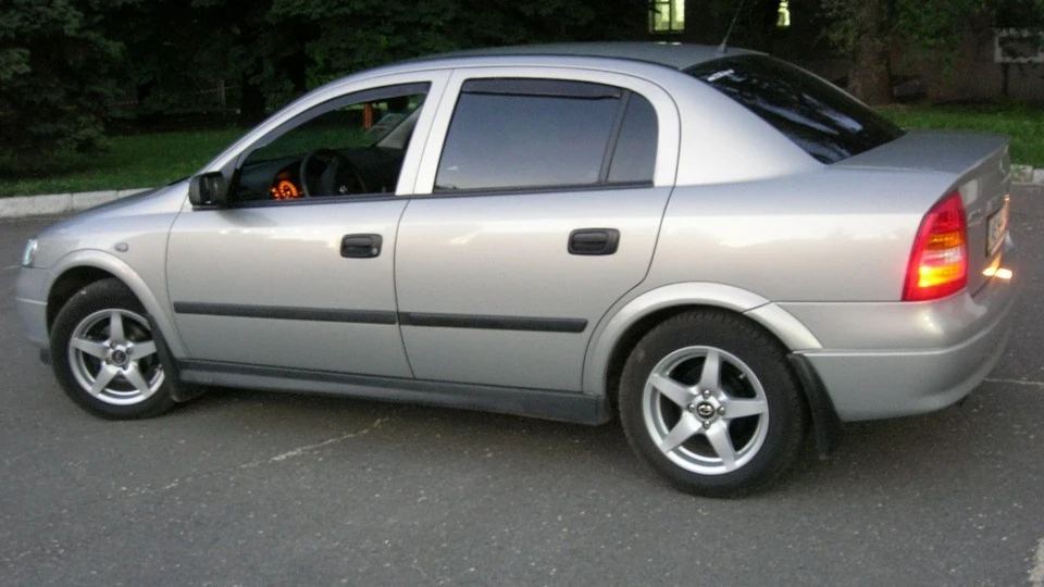 Opel Astra G 1.4 Megooo 3