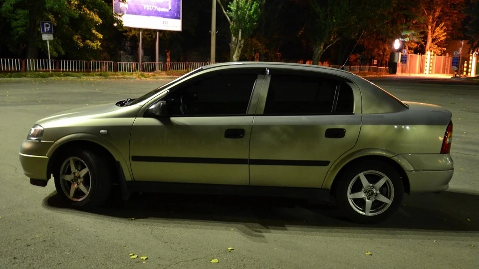 Opel Astra G 1.4 Megooo 4