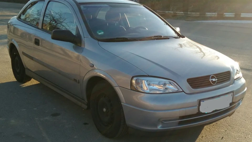 Opel Astra G 1.6 16V 74kW Z16XE АКП
