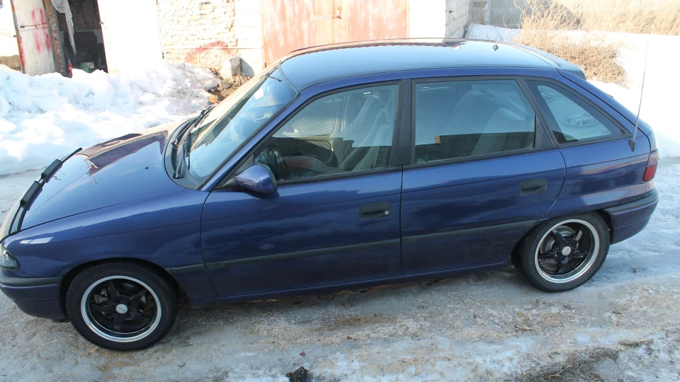 Opel Astra GSI c20ne 4