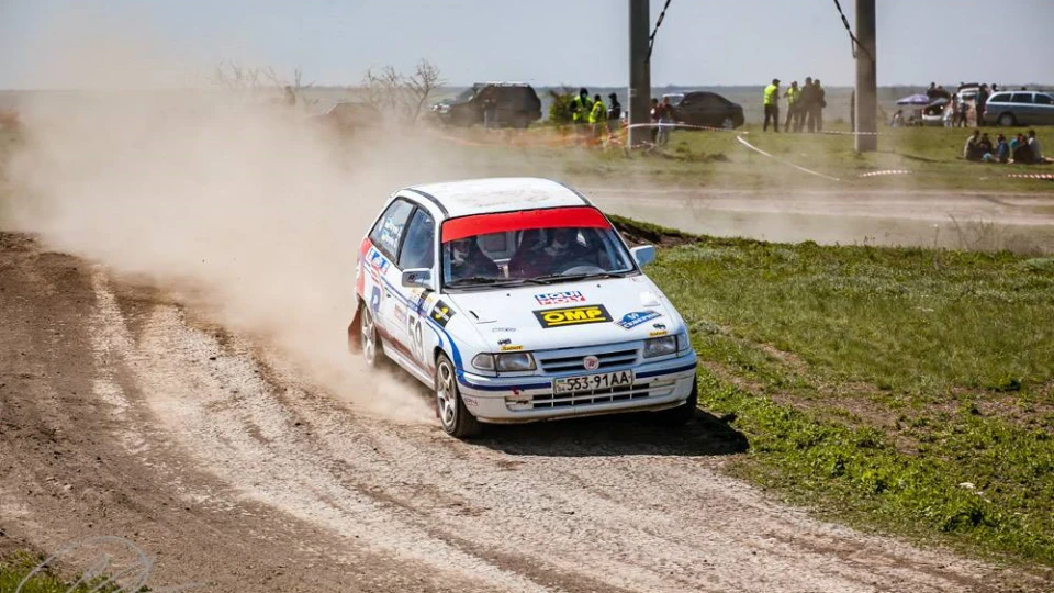 Opel Astra GSI Rally 4