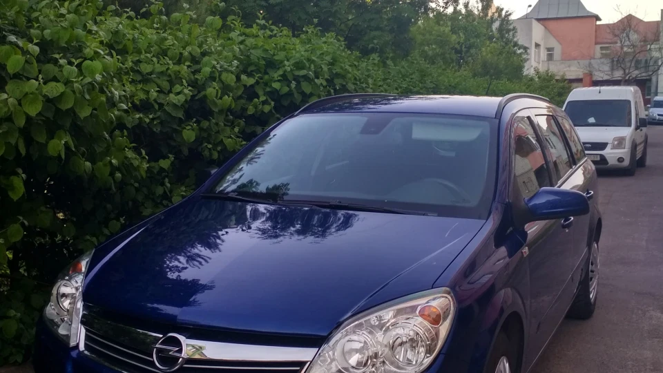 Opel Astra H Z16XE1 2