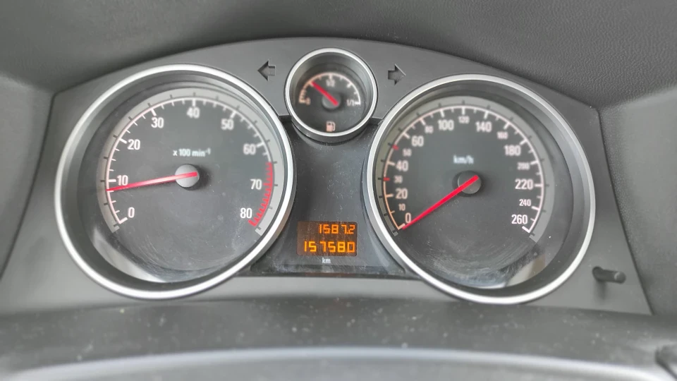 Opel Astra H Z16XER 4