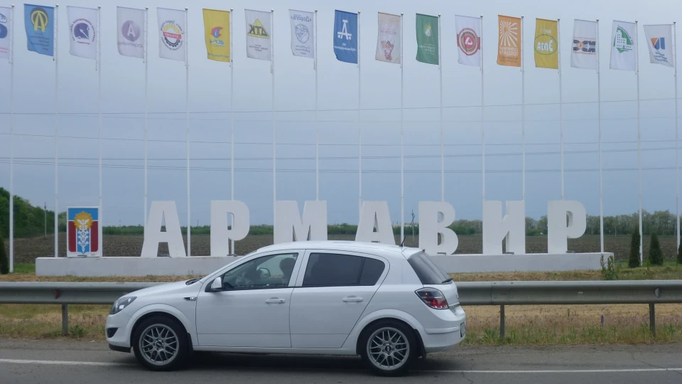 Opel Astra Interim Solutions 5