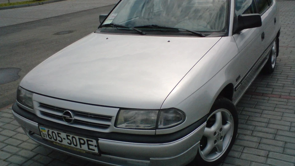 Opel Astra ІнТіЛіГеНт 4
