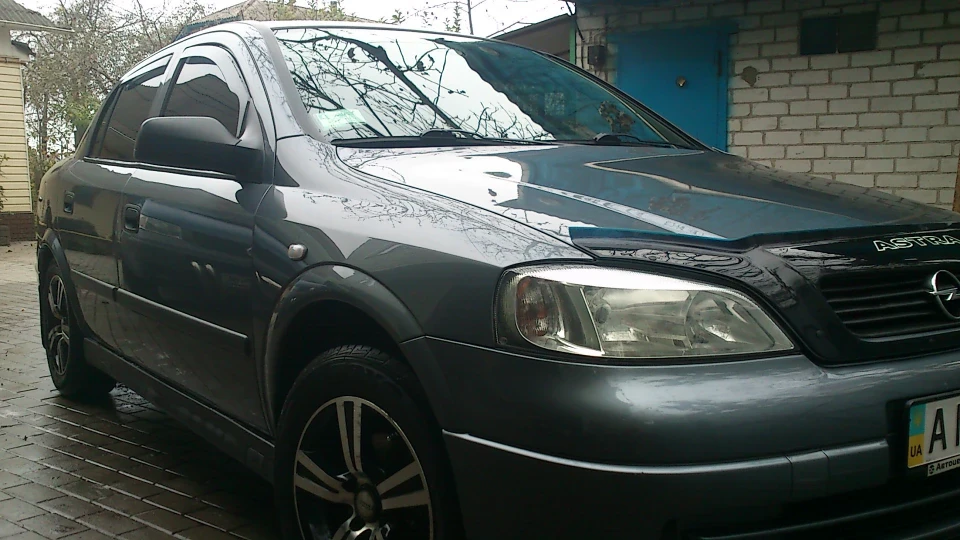Opel Astra Місячна дорога 5