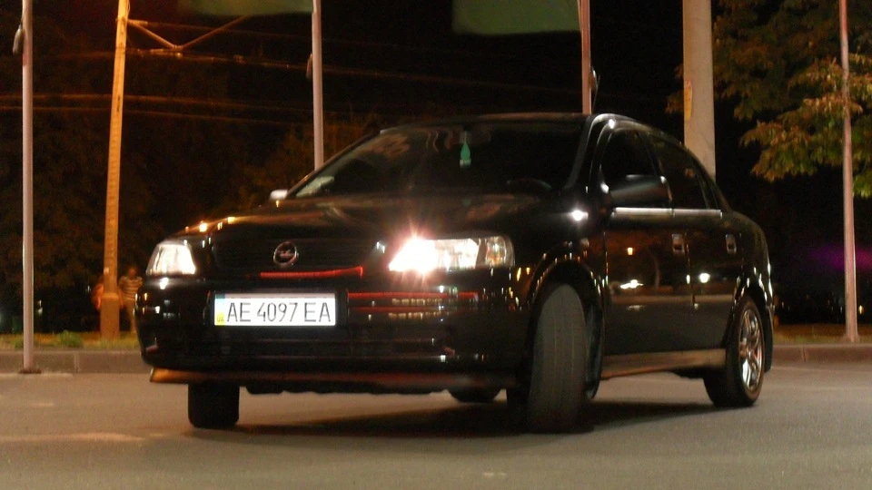 Opel Astra Мінімалізм розбита 3