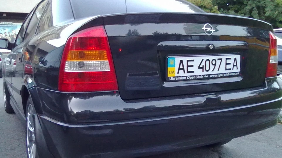 Opel Astra Мінімалізм розбита 4