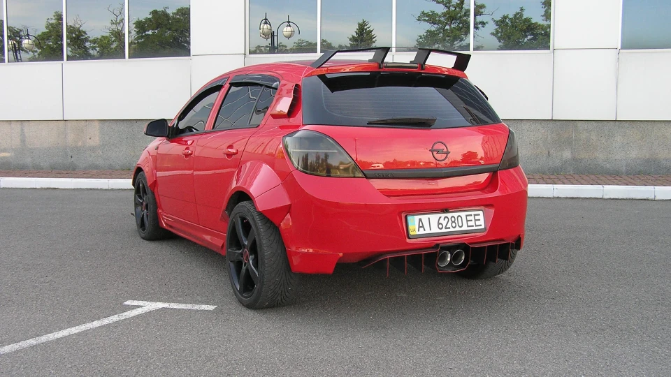 Opel Astra MK5