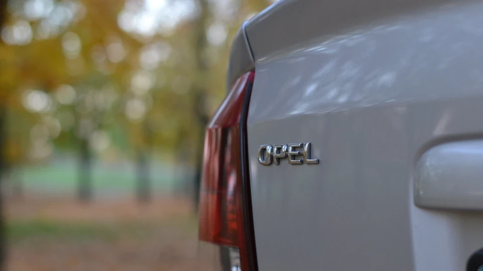 Opel Astra ОРЕЛ 4