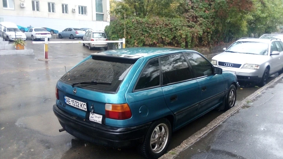 Opel Astra помічниця 2