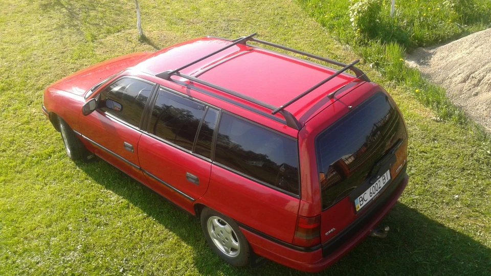 Opel Astra ПРЕчервона моя 4