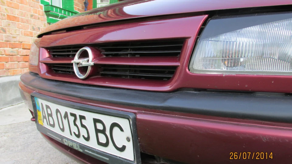 Opel Astra RED LIGHTNING 2