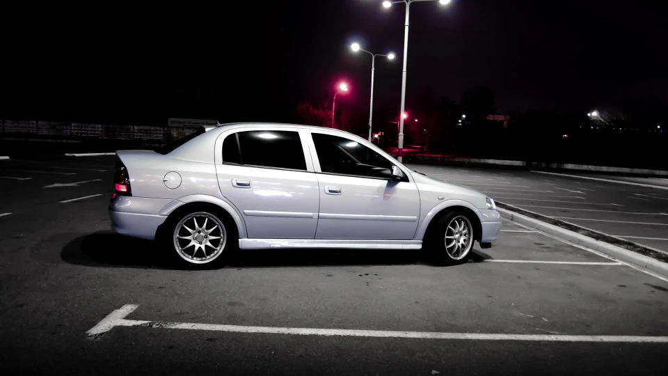 Opel Astra З родзинками р 4