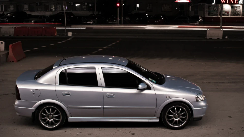 Opel Astra З родзинками р 5