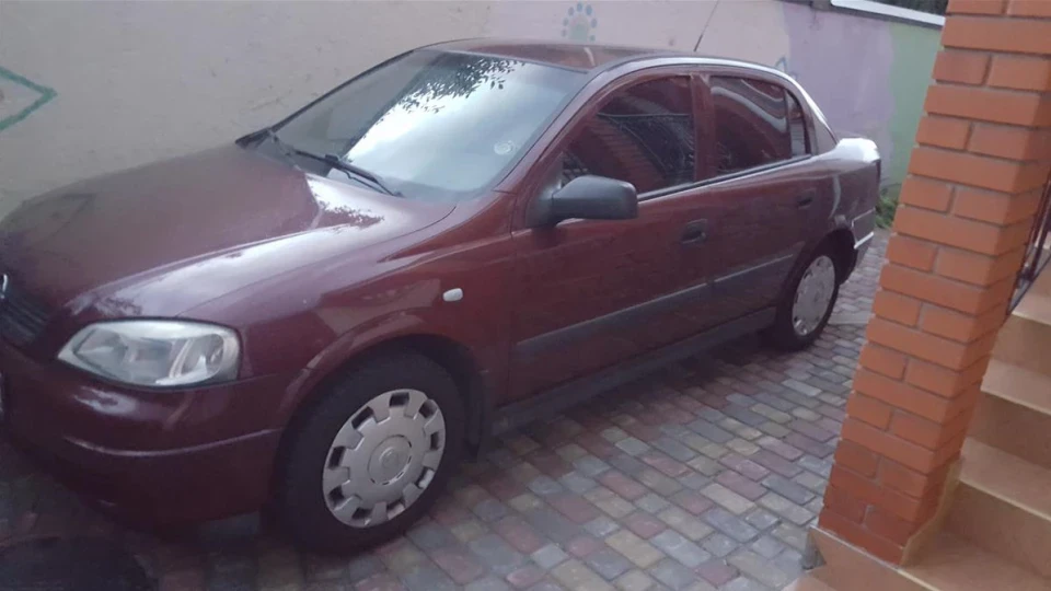 Opel Astra Samolet 2