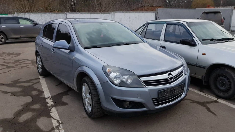Opel Astra Сірий металік 3
