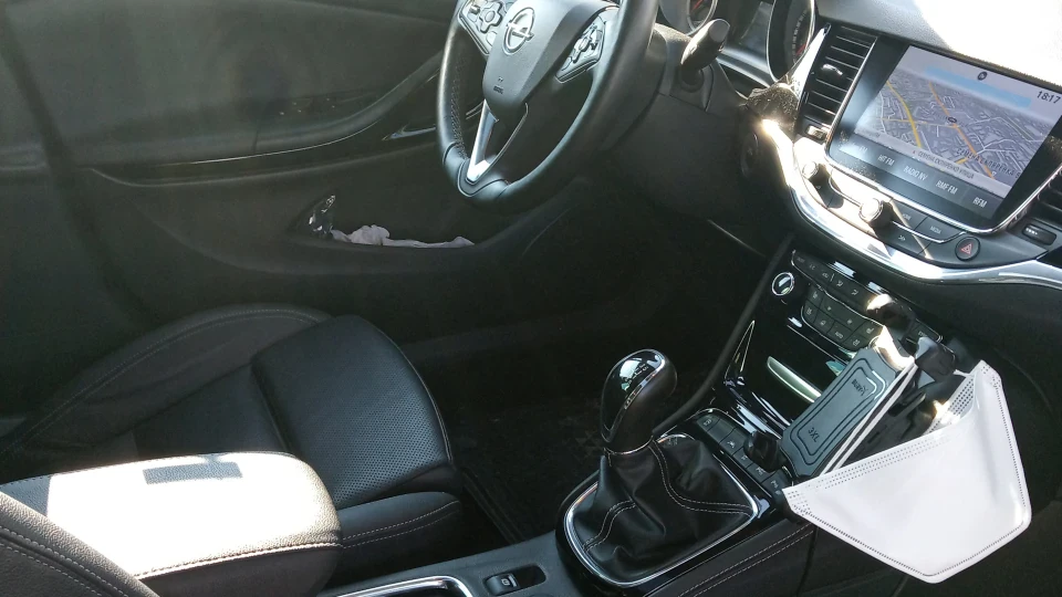 Opel Astra Sport tourer + 2