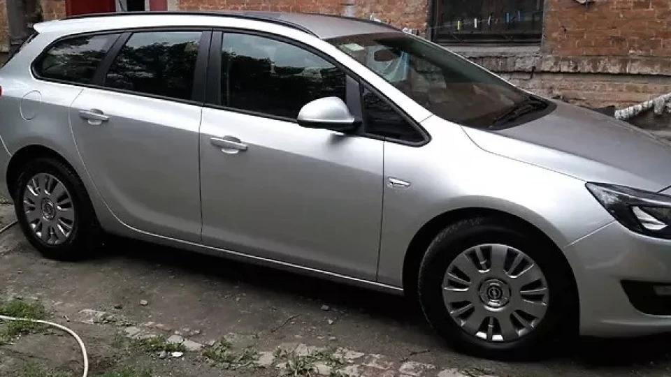 Opel Astra Sports Tourer 3