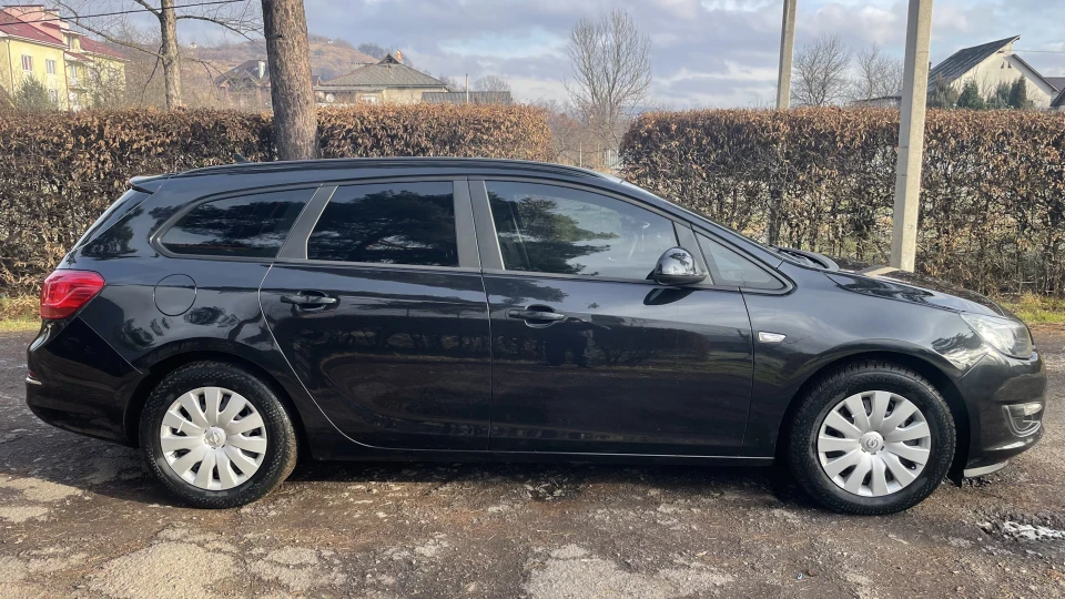 Opel Astra SPORTS TOURER
