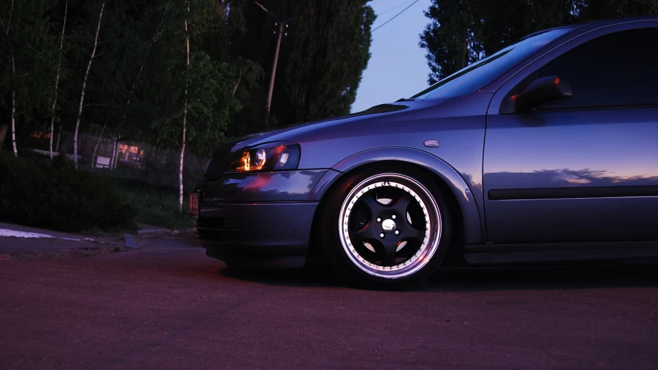 Opel Astra Street illusion