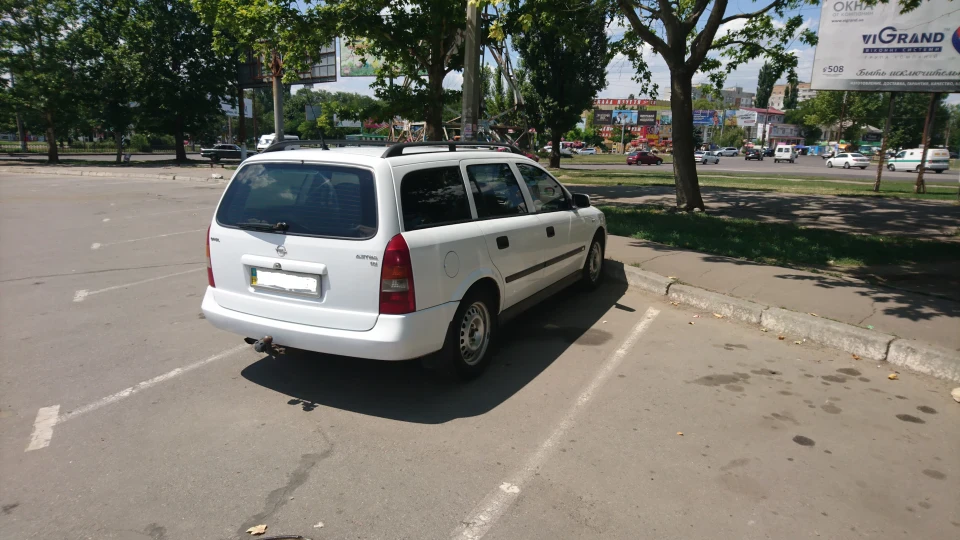 Opel Astra V8 4