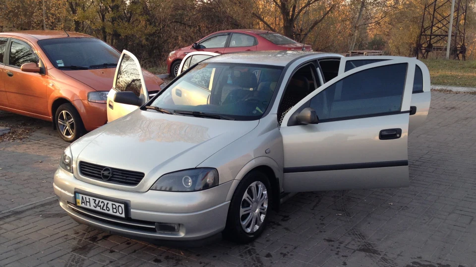 Opel Astra V8 3