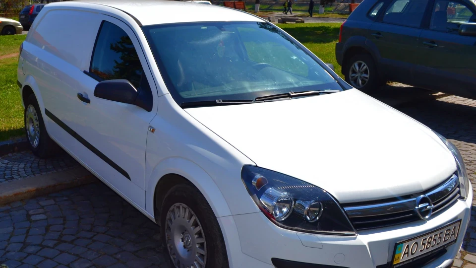 Opel Astra Van 4