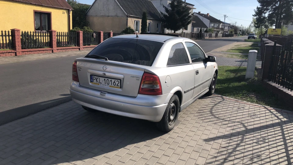 Opel Astra Вісімка 3