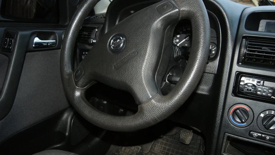 Opel Astra всього 65 000 км 3