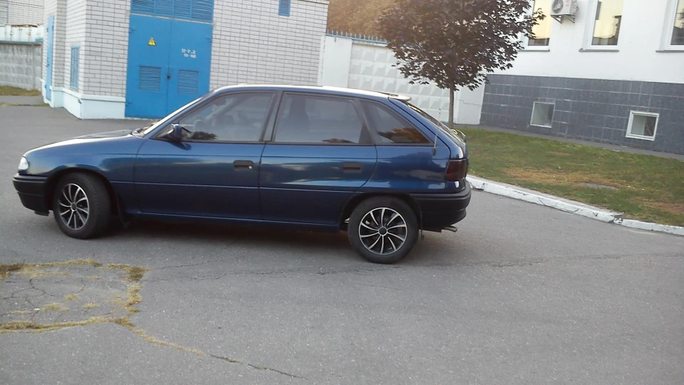 Opel Astra Вжунька=) 2