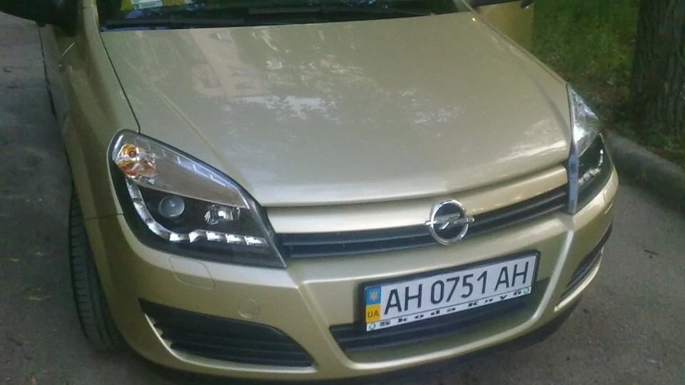 Opel Astra жовта стерва)
