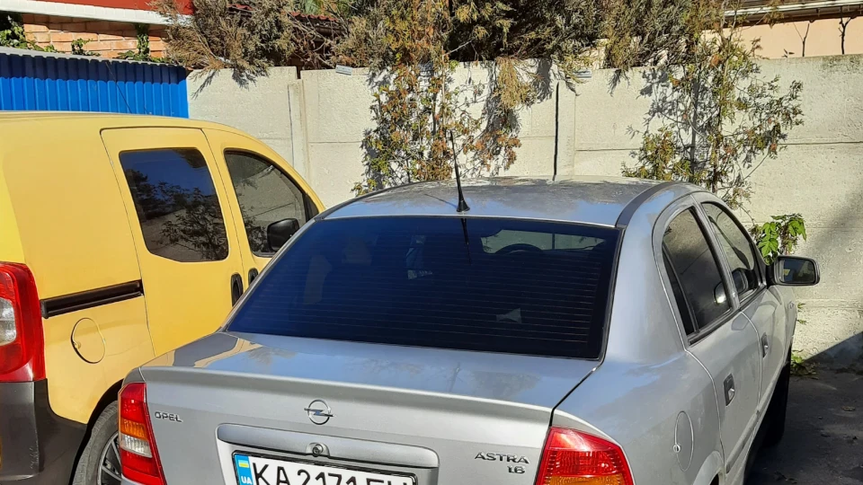 Opel Astra Зіркове срібло 2