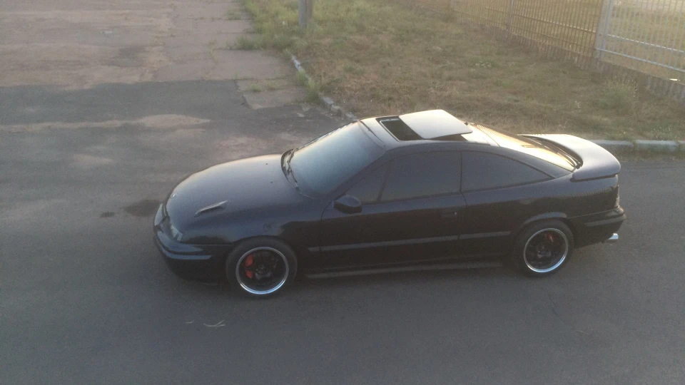 Opel Calibra 4