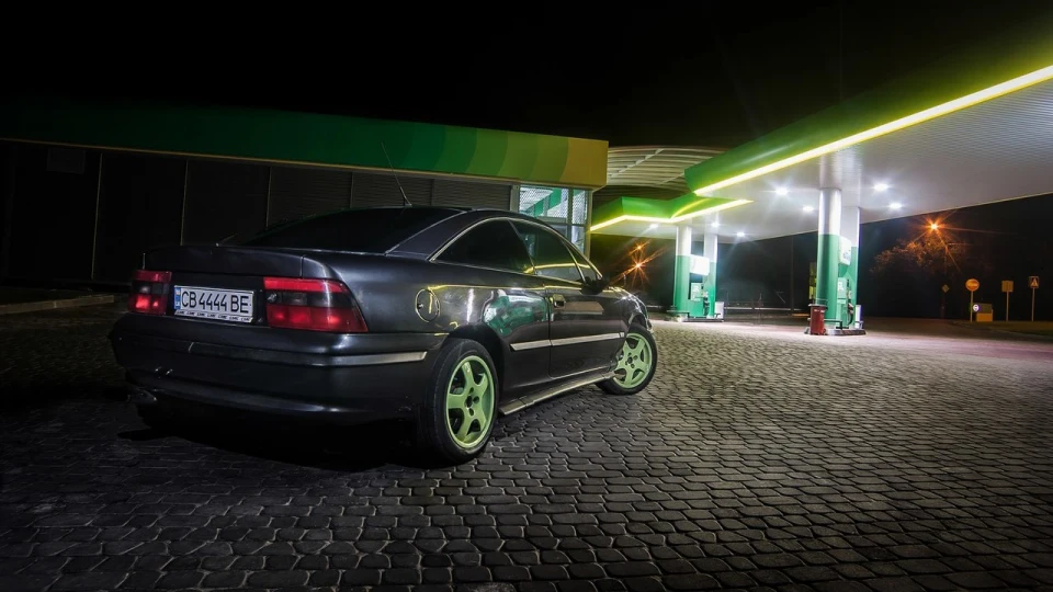 Opel Calibra 4