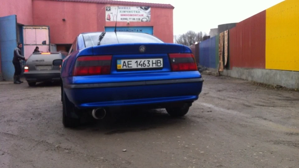 Opel Calibra Blue Arrow 2