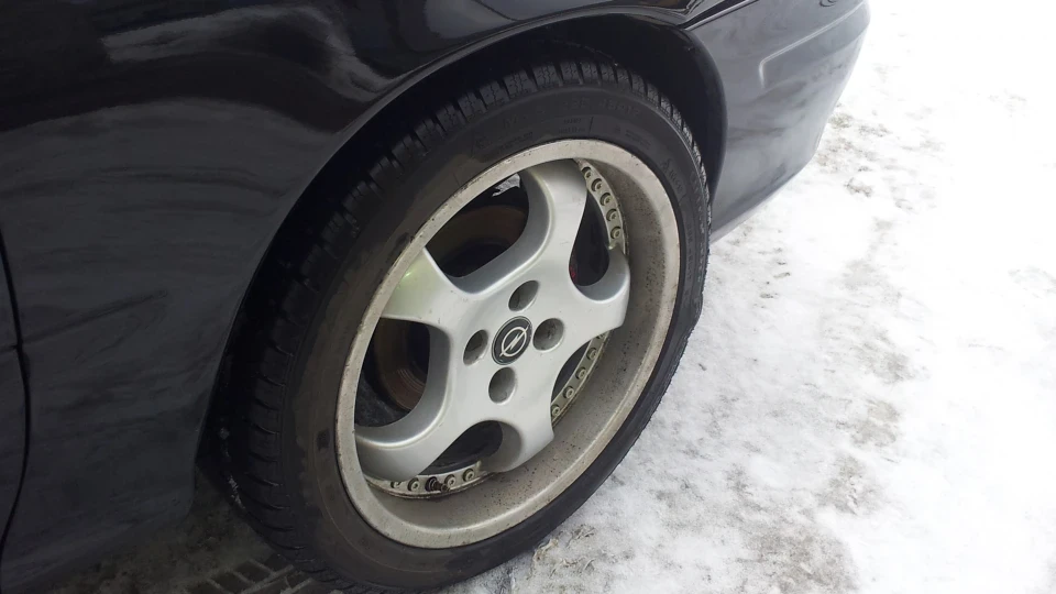 Opel Calibra Чорний Перломутр 3