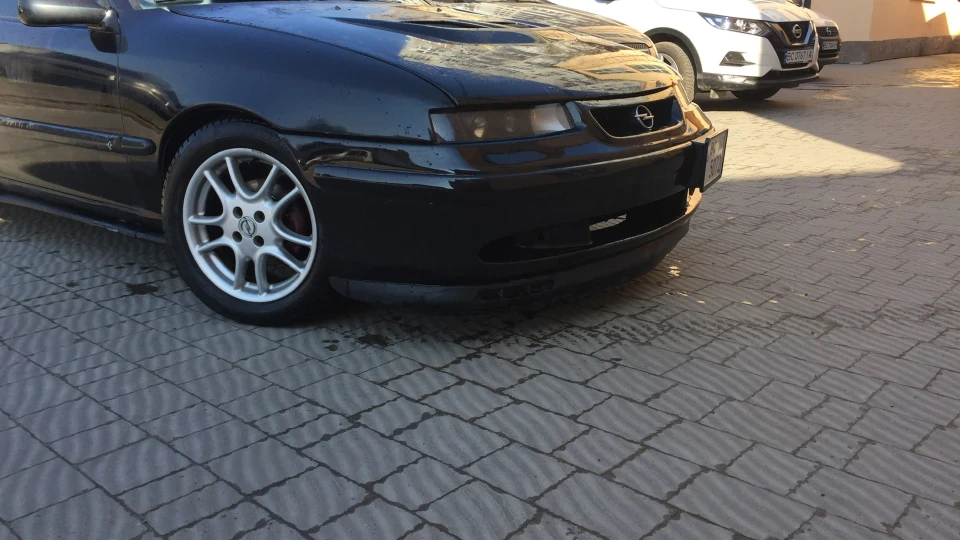 Opel Calibra Вантажівка 2