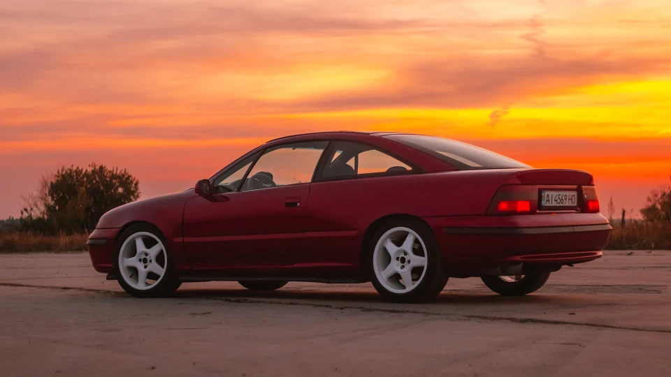 Opel Calibra Каля-ляля)