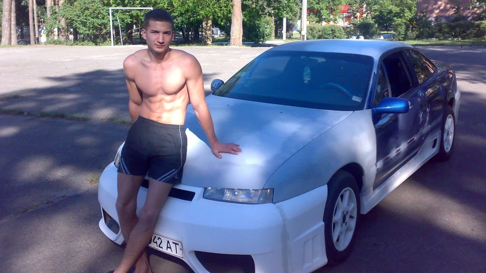 Opel Calibra продав цю кралю 2