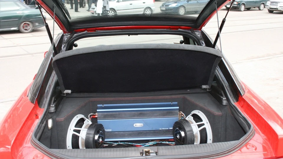 Opel Calibra простенька